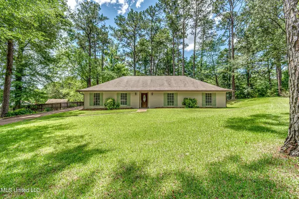 Brandon, MS 39042,22 Pine Crest Place