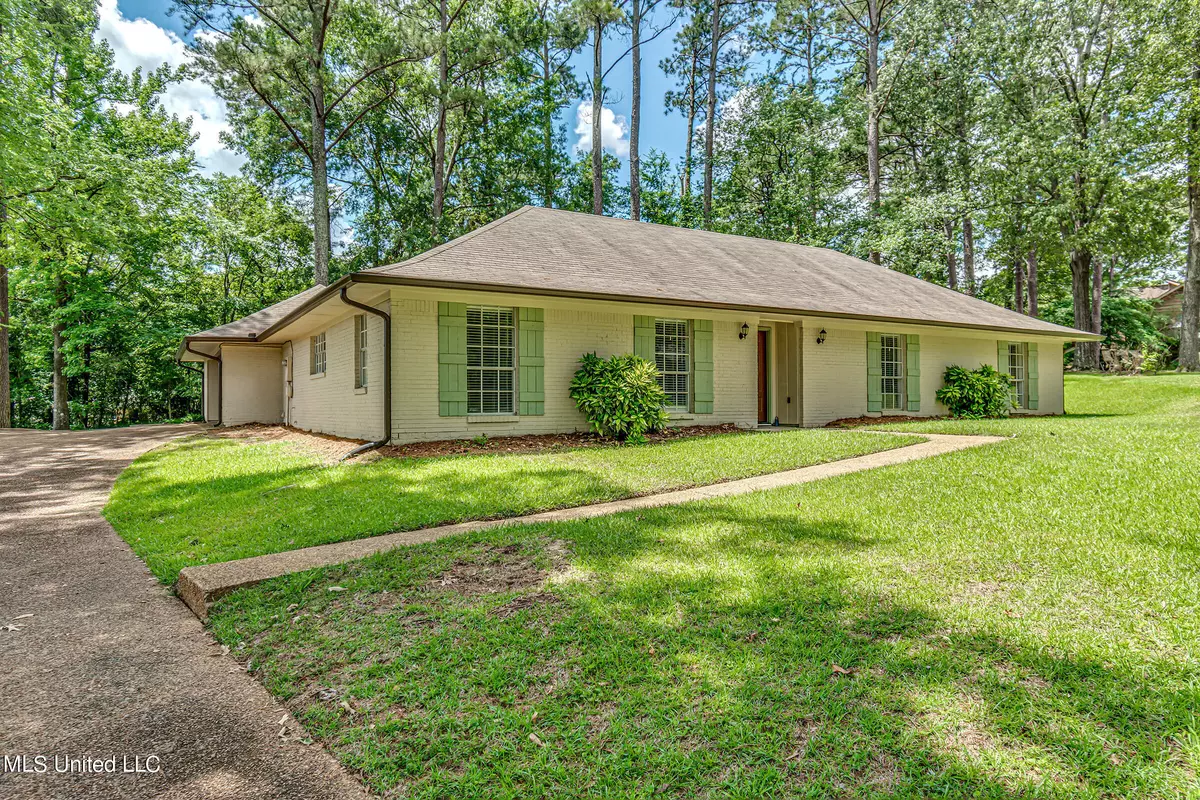 Brandon, MS 39042,22 Pine Crest Place