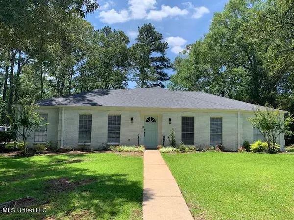 44 Crossgates Drive, Brandon, MS 39042