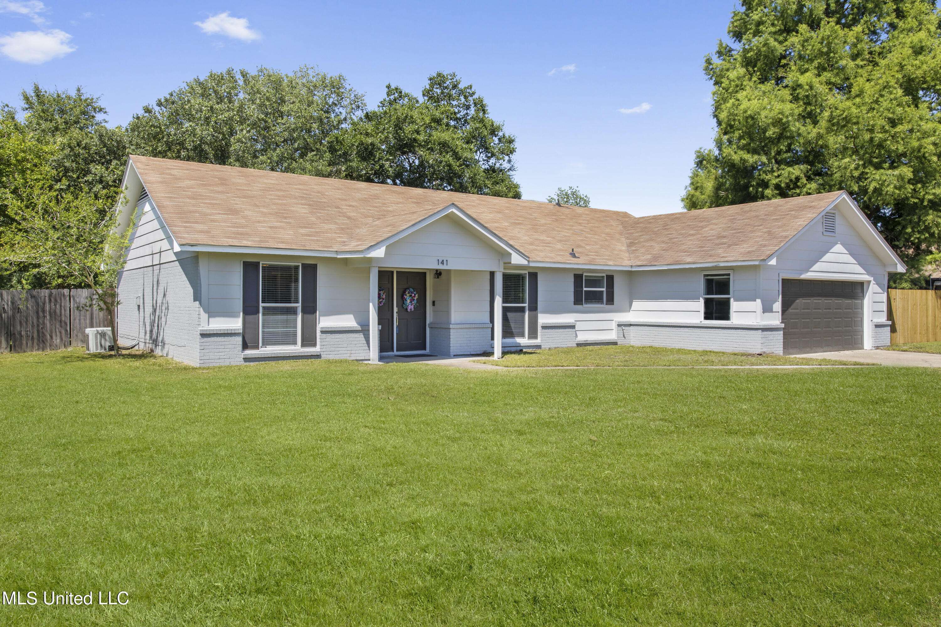Ocean Springs, MS 39564,141 Reynolds Circle