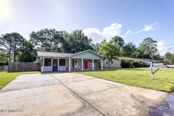 Ocean Springs, MS 39564,309 Mincheck Road