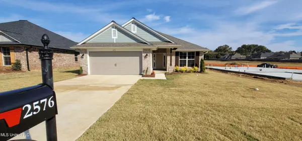 2576 Rutherford Drive, Southaven, MS 38672