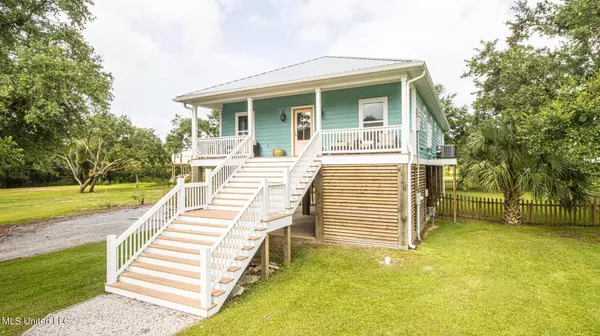 524 Trautman Avenue, Long Beach, MS 39560