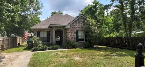 524 Fellgrass Street, Waveland, MS 39576