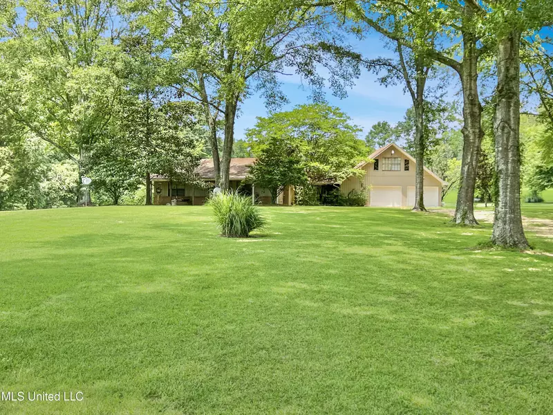 1187 County Line Road, Mendenhall, MS 39114