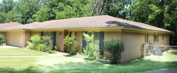 Jackson, MS 39206,5110 Pennswood Place