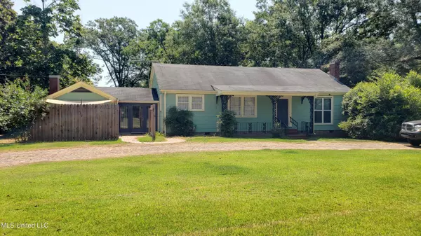 Poplarville, MS 39470,308 N Jackson Street