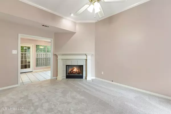 Ocean Springs, MS 39564,6200 Wimbledon Cove