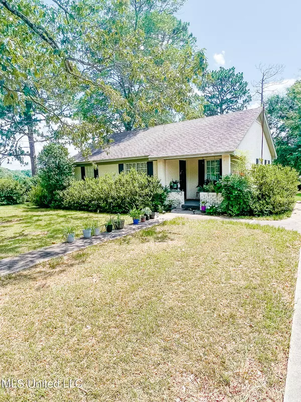 Lucedale, MS 39452,238 Mill Street