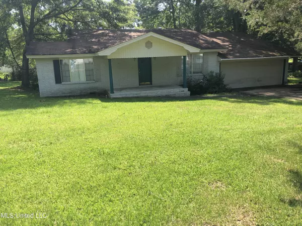 Magnolia, MS 39652,520 Lee Street