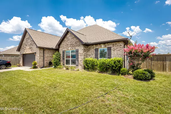 Ocean Springs, MS 39564,6532 Sugarcane Circle