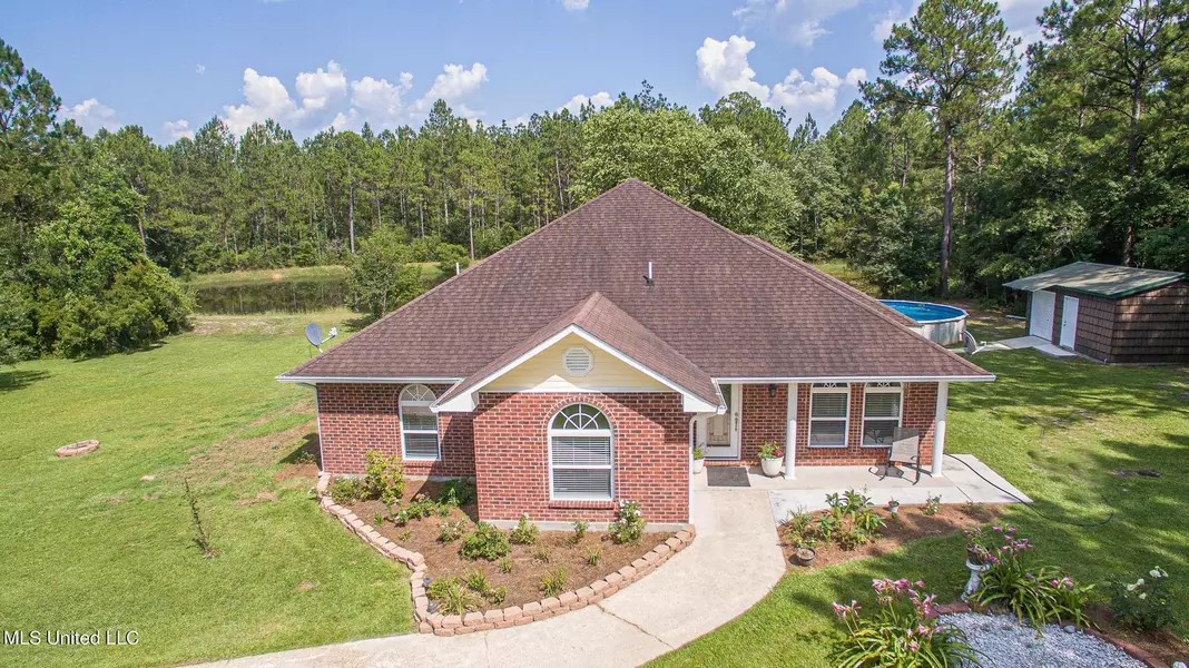 17512 Saucier Lizana Road, Saucier, MS 39574