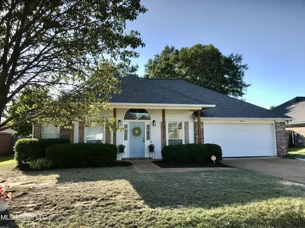 203 Cherry Bark Drive, Brandon, MS 39047