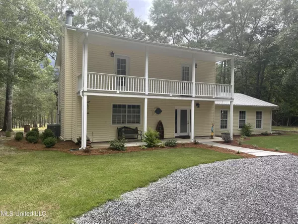 73 Horse Creek Road, Mchenry, MS 39561