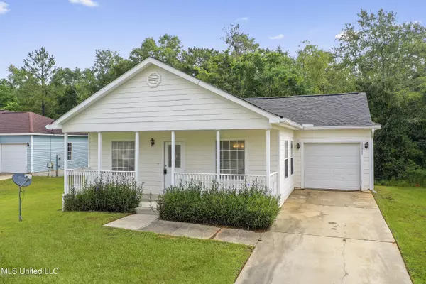 11611 Acorn Drive, Gulfport, MS 39503