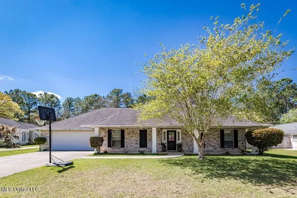 1112 Magnolia Bayou Boulevard, Ocean Springs, MS 39564