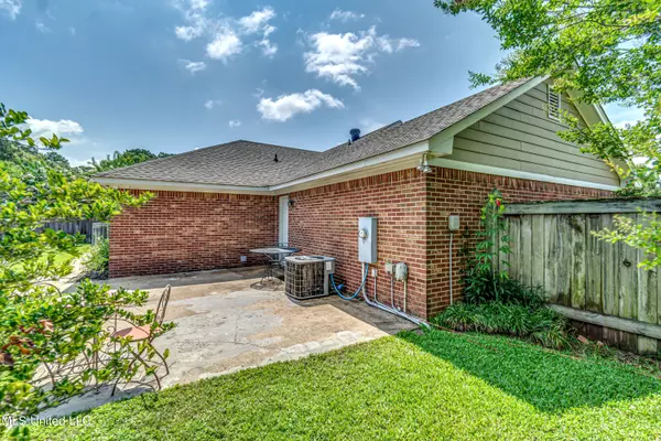 Brandon, MS 39047,100 Basswood Circle