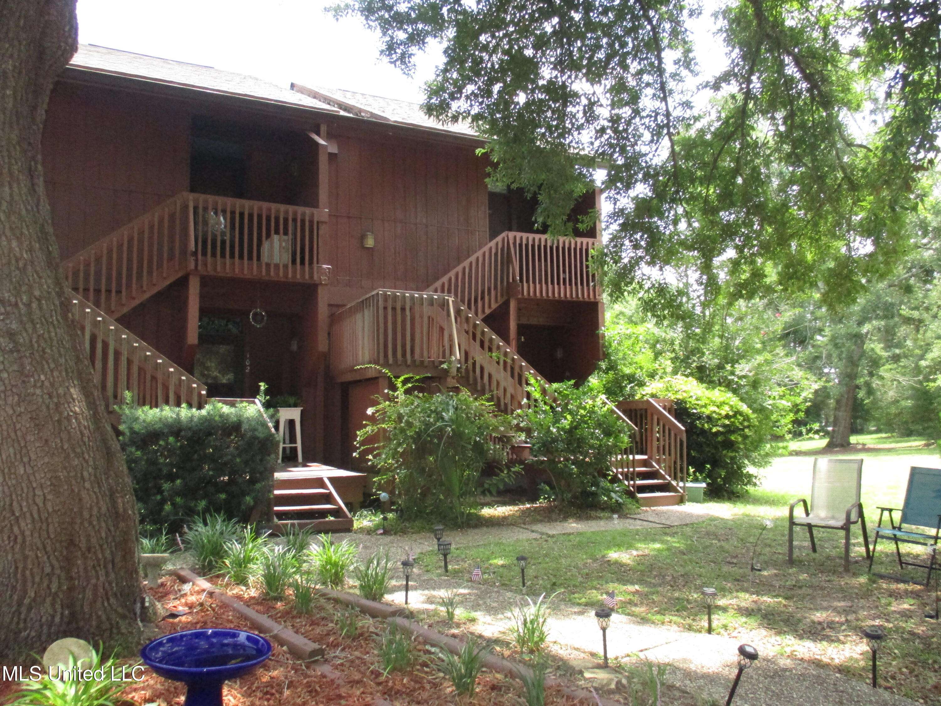 101 Lakeside Villa #A, Diamondhead, MS 39525
