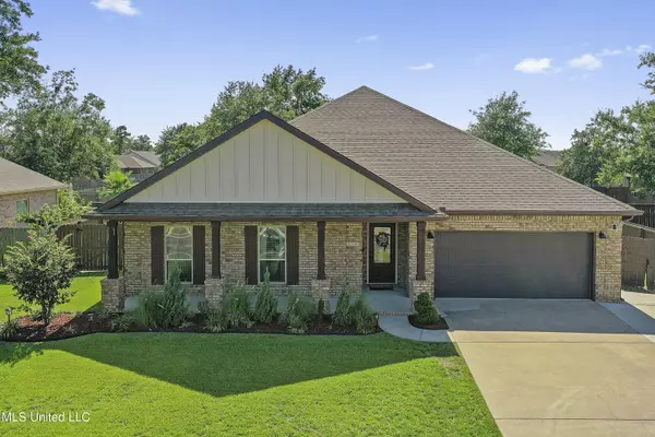 6509 Sugarcane Circle, Ocean Springs, MS 39564