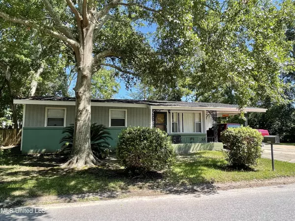 2806 Criswell Avenue, Pascagoula, MS 39567