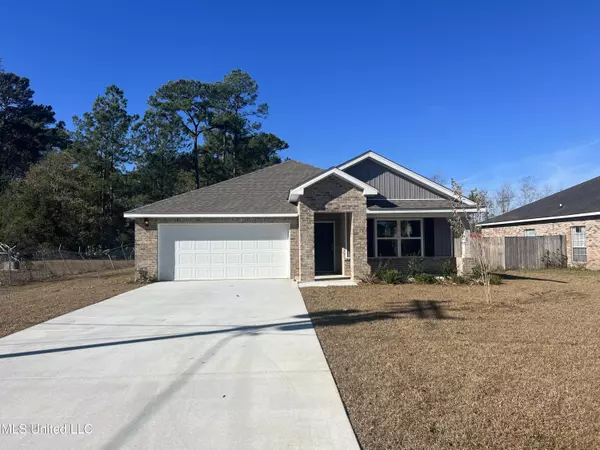 3609 N 7th Street, Ocean Springs, MS 39564