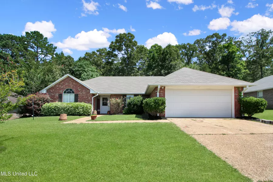 549 Eaglewood Drive, Florence, MS 39073