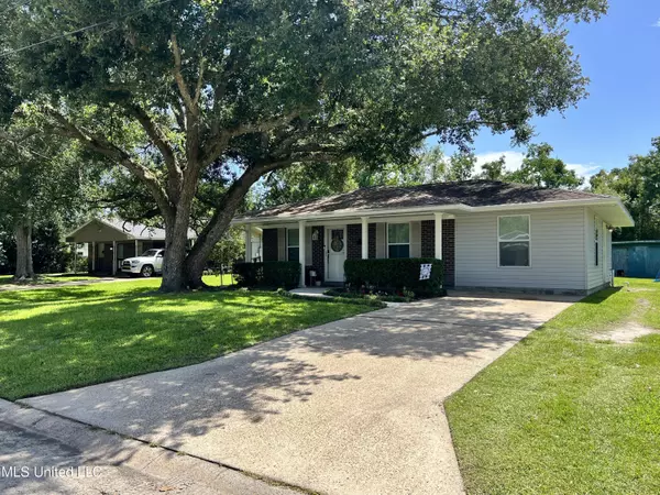 116 Lassere Circle, Long Beach, MS 39560