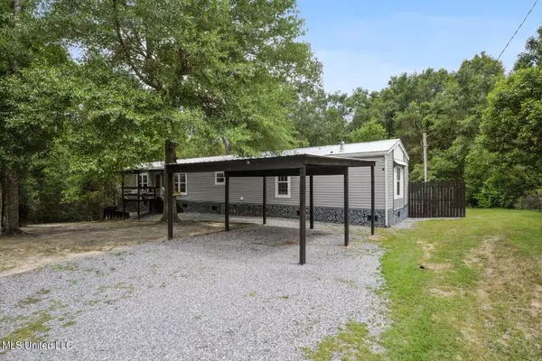 Saucier, MS 39574,16561 Pine Bark Lane