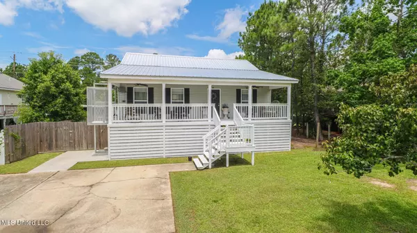 803 Red Fox Road, Pass Christian, MS 39571