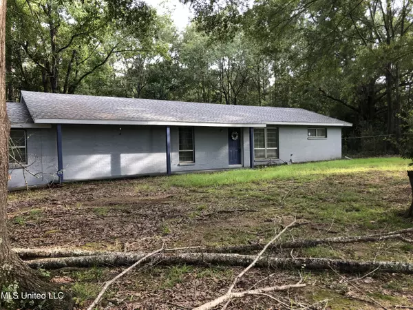 1531 Davis Road, Terry, MS 39170