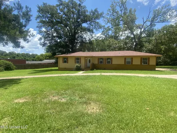 1811 Raymond Road, Jackson, MS 39204