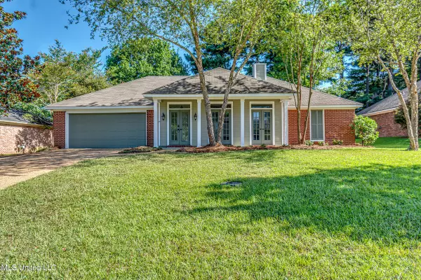 208 Chestnut Drive, Brandon, MS 39047