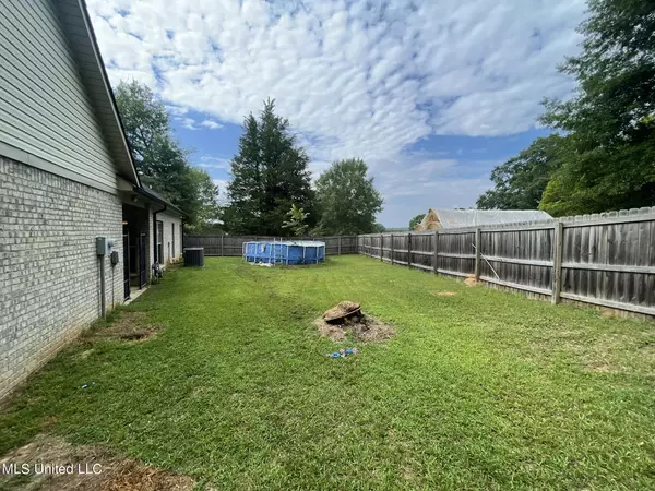 Ecru, MS 38841,115 N N Gregory St Street