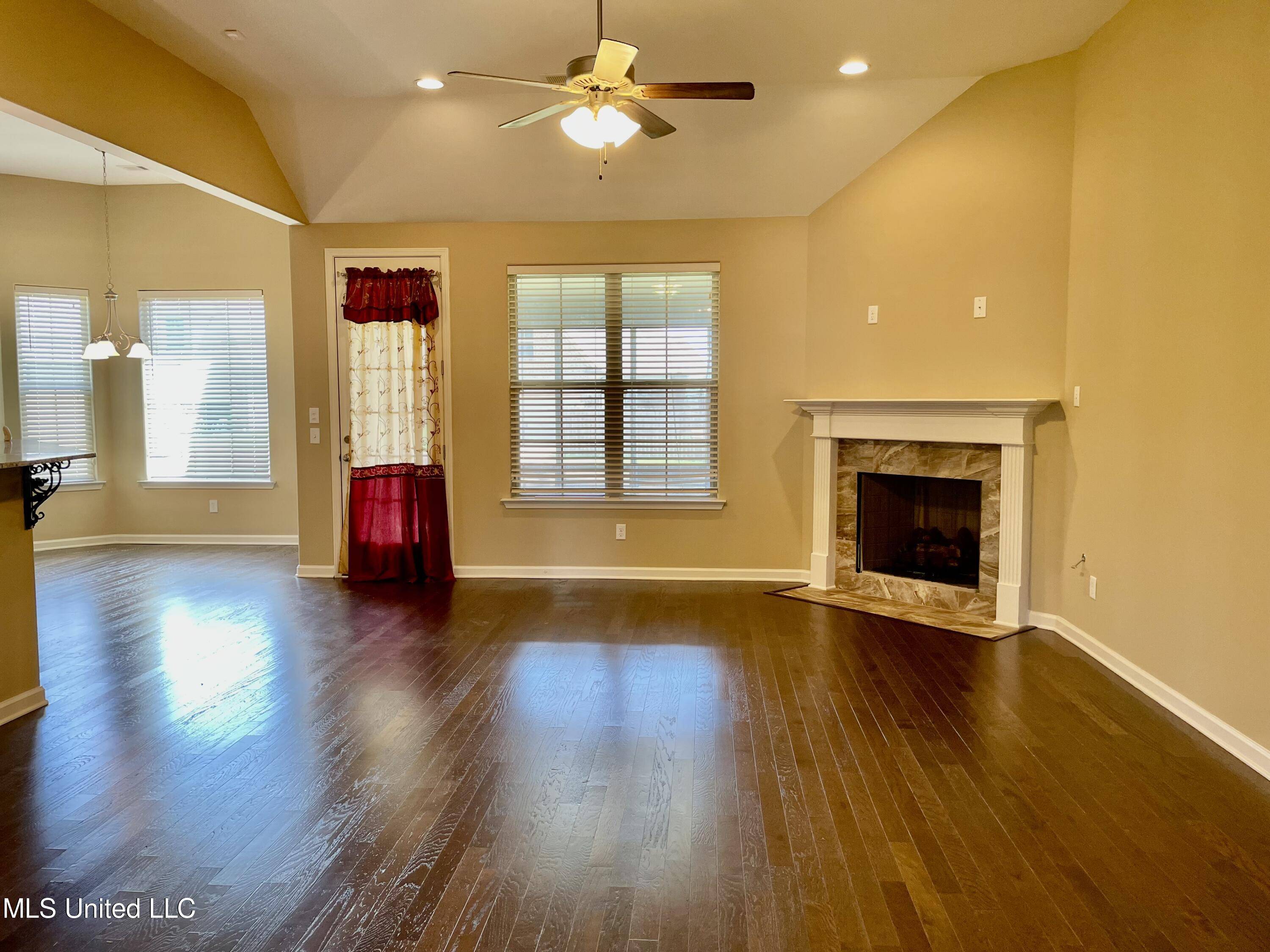 Olive Branch, MS 38654,8856 Lezlarken Lane