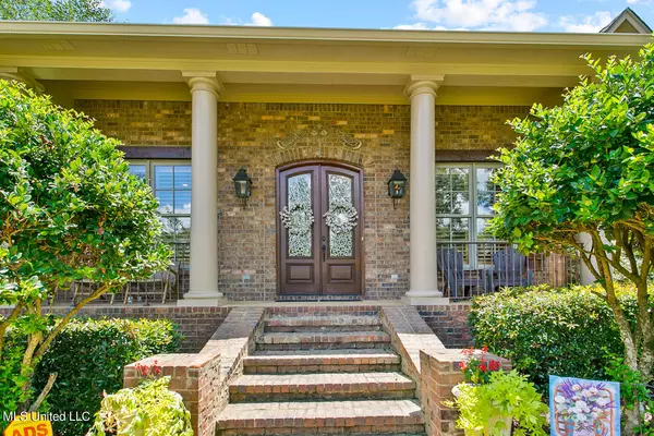 Madison, MS 39110,102 Thornberry Cove