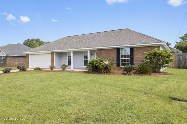 Ocean Springs, MS 39564,11420 Wedgewood Lane