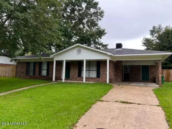 10425 Riverbend Circle, Moss Point, MS 39552