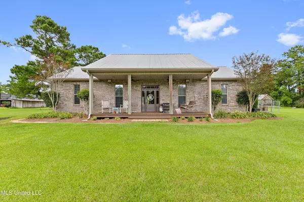 7163 Clarence Moran Road, Bay Saint Louis, MS 39520