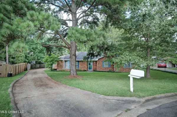 Brandon, MS 39042,153 Post Hill Road