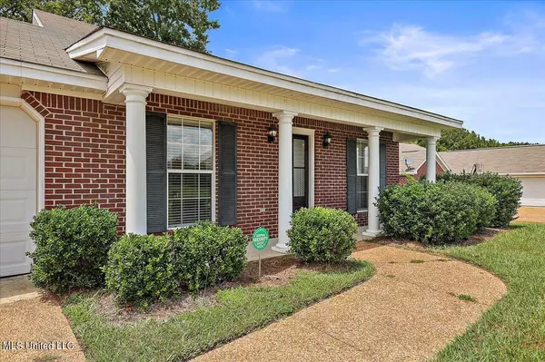 Pearl, MS 39208,1061 Spanish Oak Drive