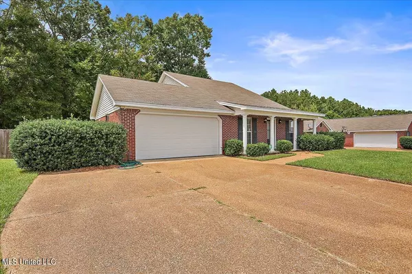 Pearl, MS 39208,1061 Spanish Oak Drive