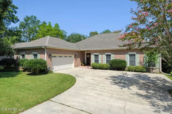 784 Loa Place, Diamondhead, MS 39525