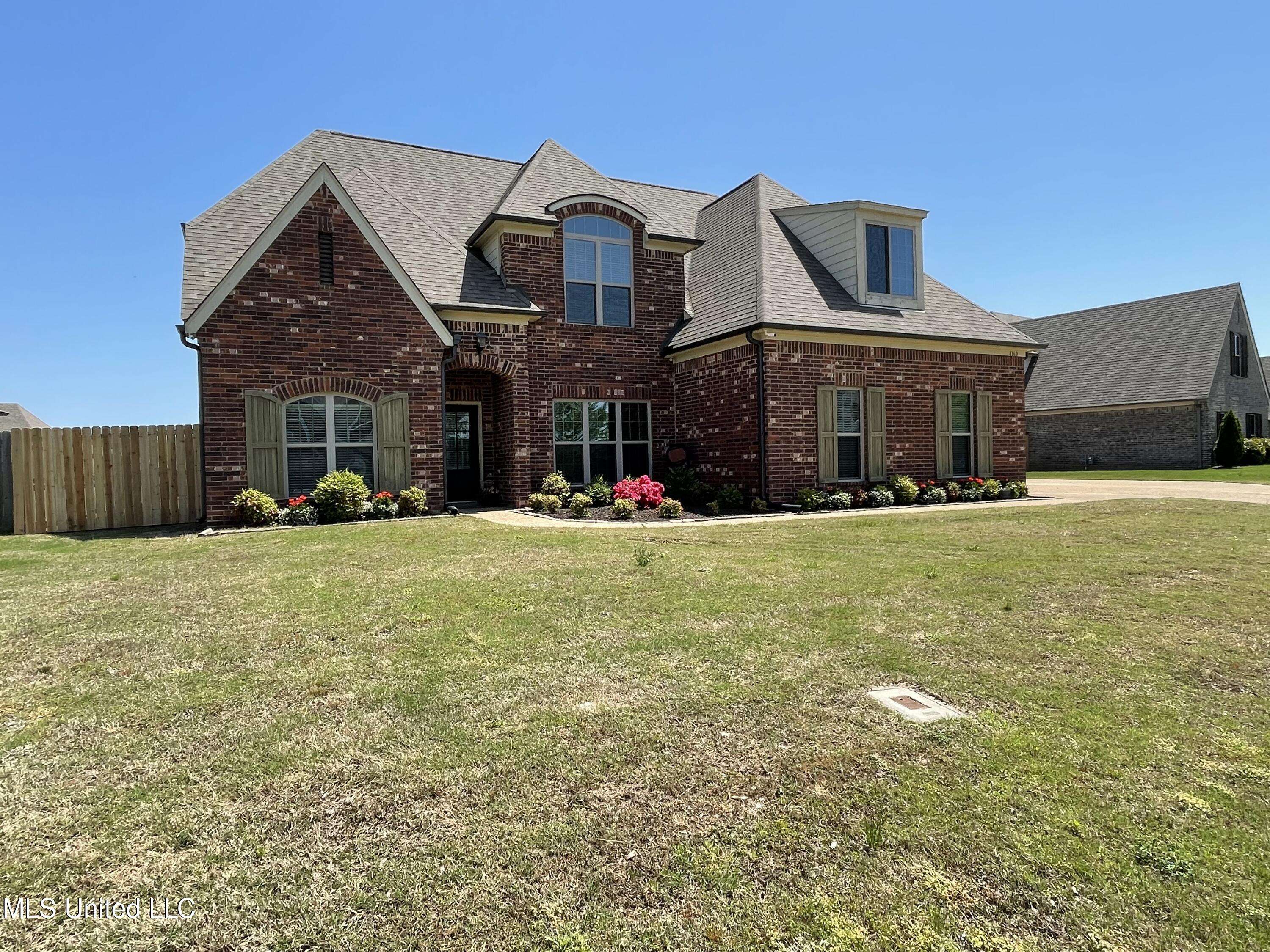 4160 Carolyn Mitchell Drive, Olive Branch, MS 38654