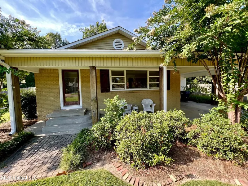 1109 University Street, Cleveland, MS 38732