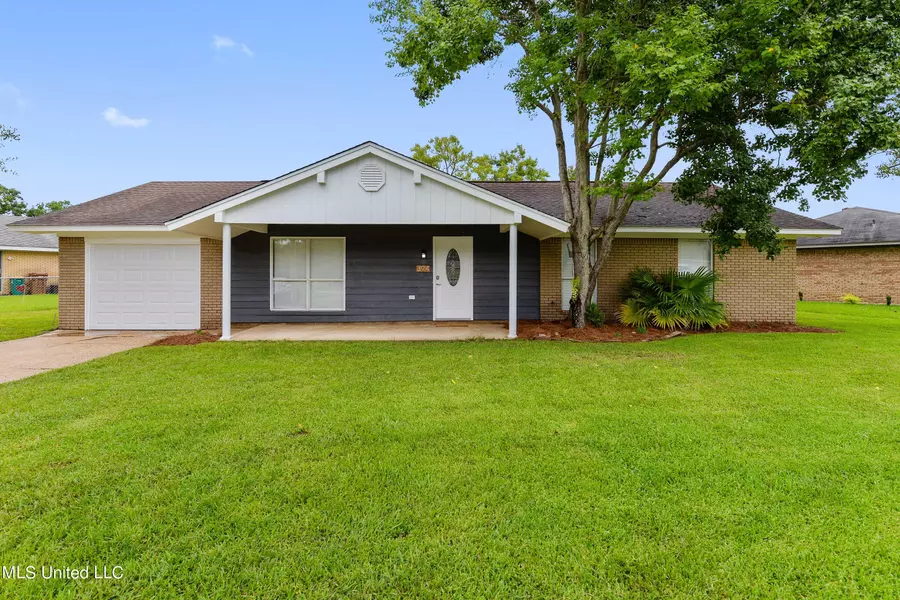 394 Ginger Drive, D'iberville, MS 39540
