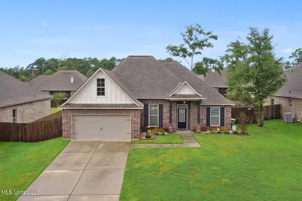 7461 Saints Circle, Ocean Springs, MS 39564