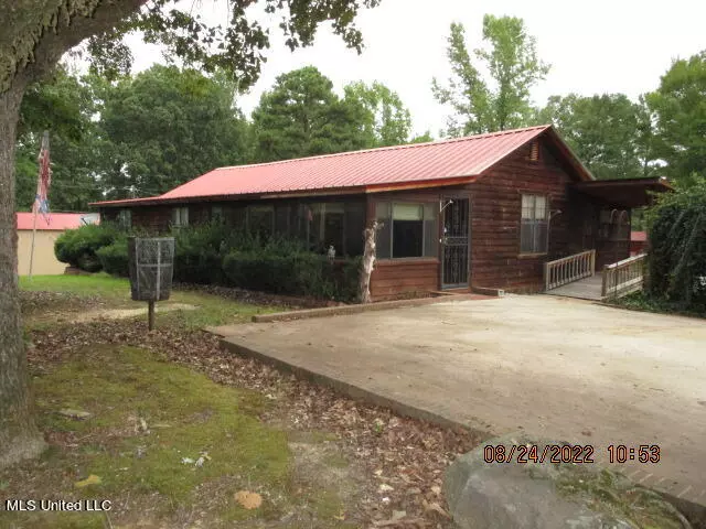 Como, MS 38619,101 Co Rd 517