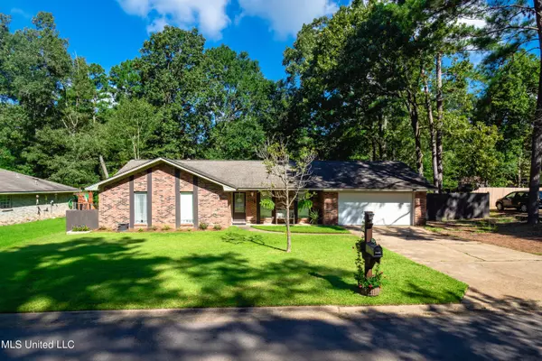 99 Fern Valley Road, Brandon, MS 39042