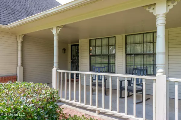 Olive Branch, MS 38654,8211 Meadow Wood Cove