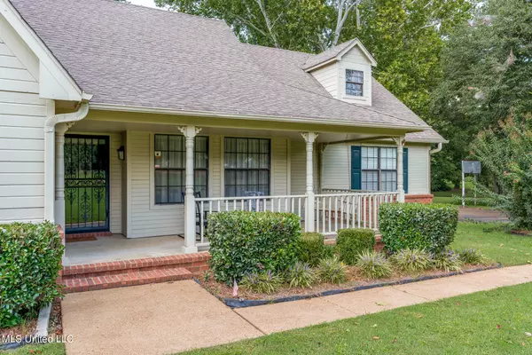 Olive Branch, MS 38654,8211 Meadow Wood Cove